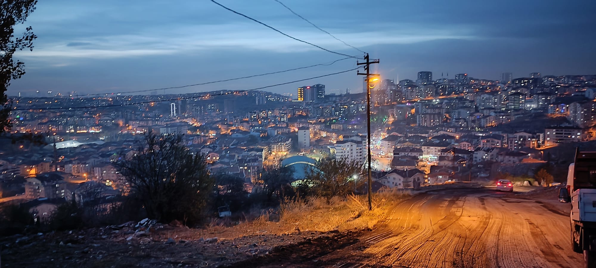 Ankara Büyükşehir Belediyesi Muhtelif Sokaklarının Kazılması İşi 