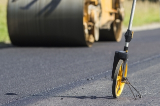 Finişer İle Asfalt Serimi